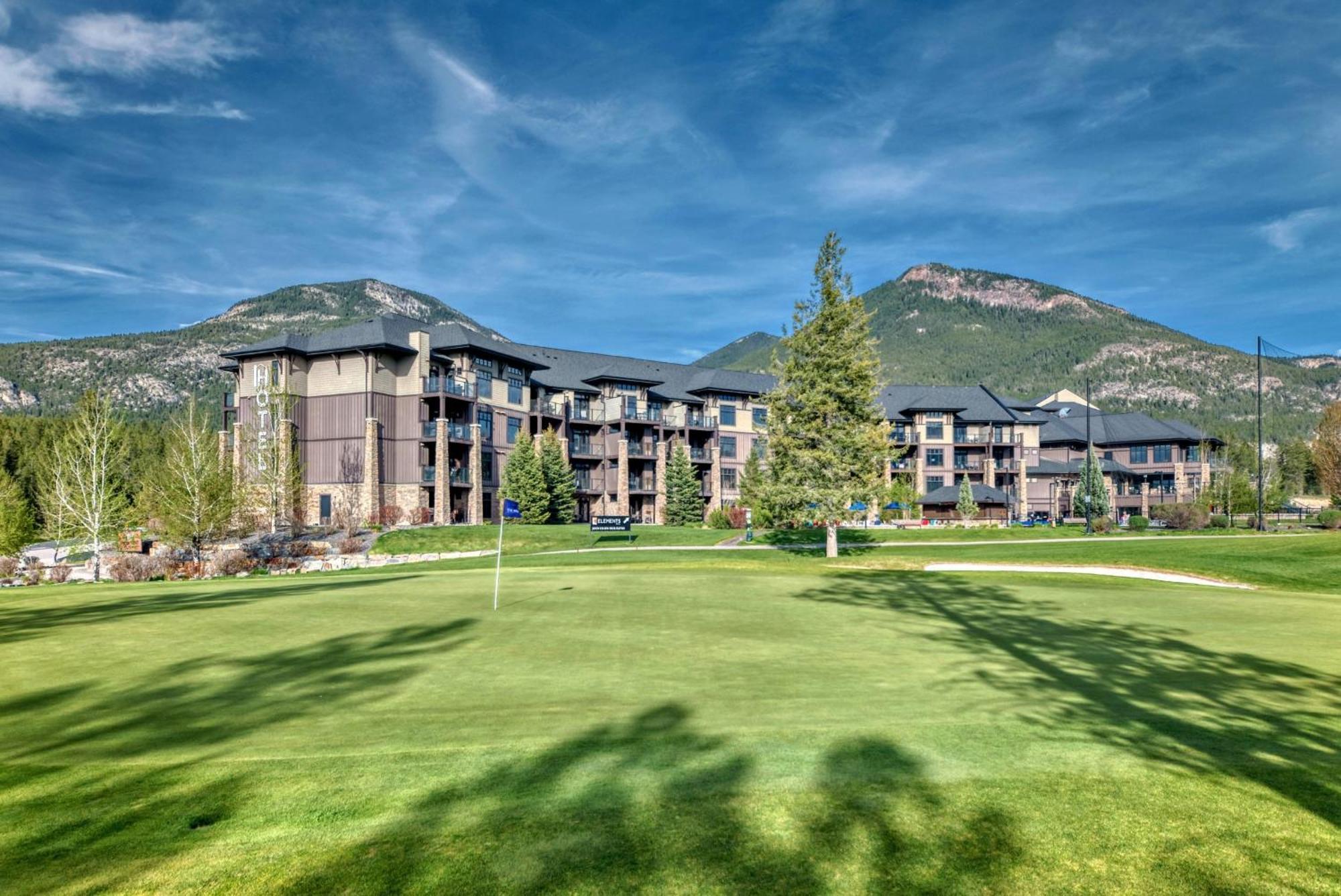 Copper Point Resort Invermere Exteriör bild